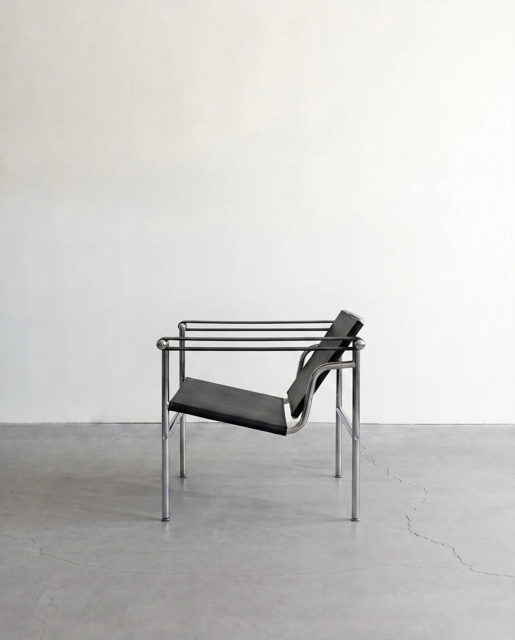 Le Corbusier Siyah Metal Berjer