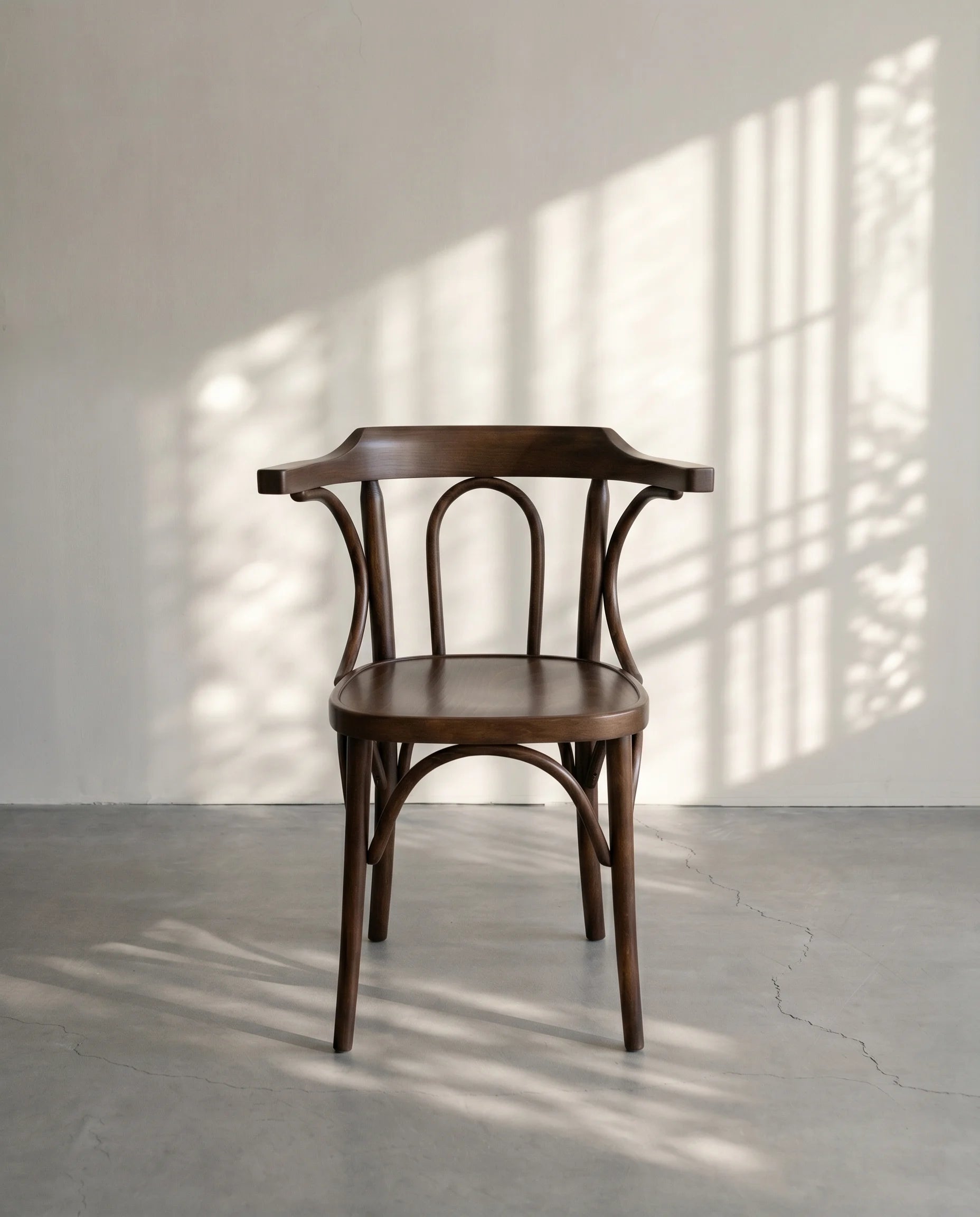 Thonet S15 Buhar Bükümlü Ahşap Sandalye